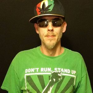 Meet your Posher, Eddie